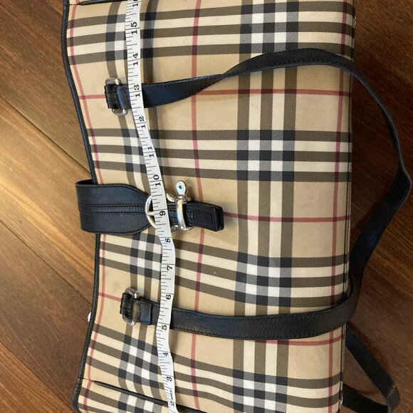 Authentic Burberry Designer Bag - Picture 6 of 8